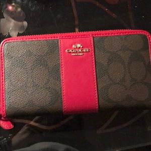 New coach Wallet